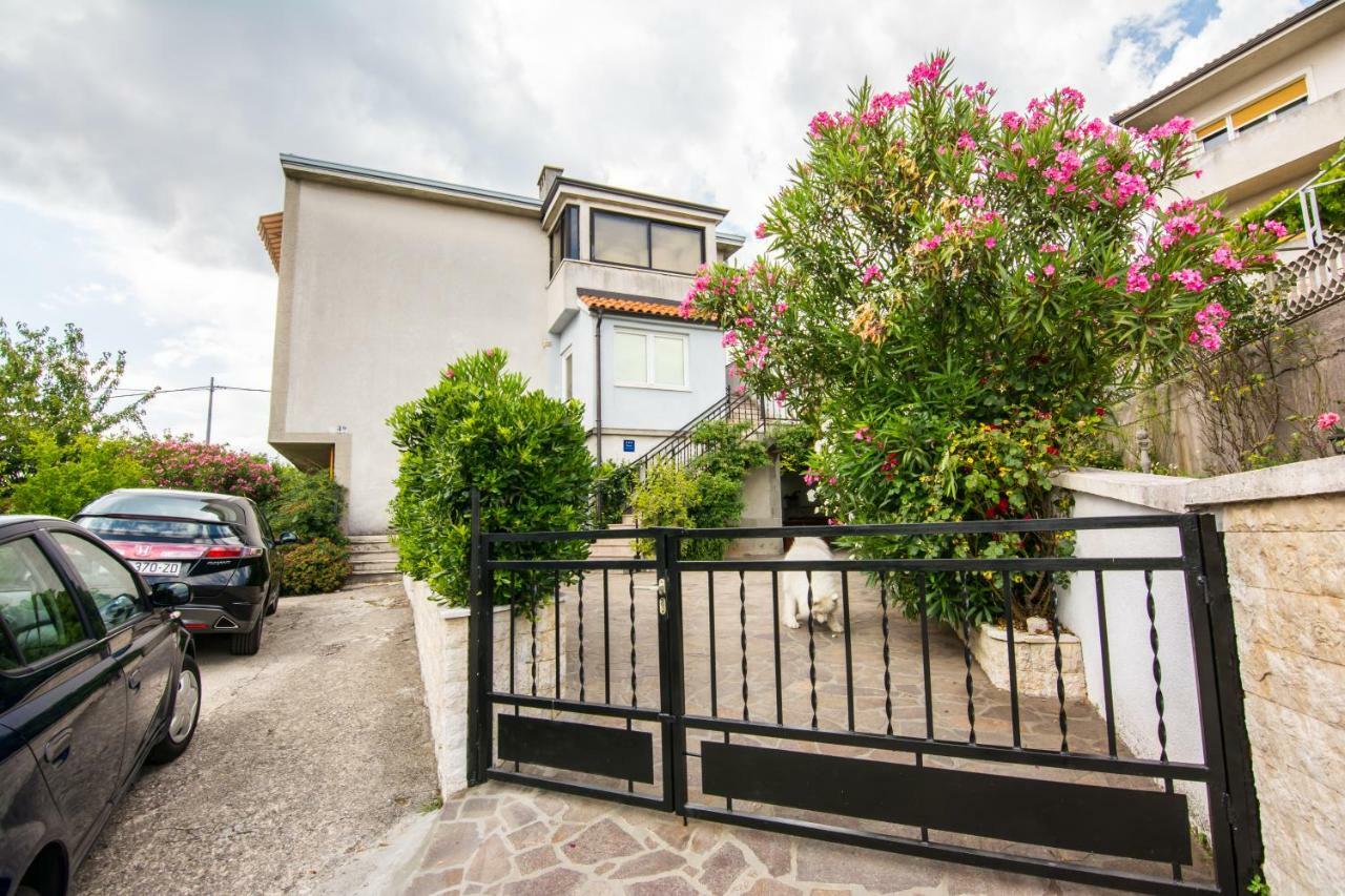 Apartment Vida - Amazing Place With Garden And Terrace Rijeka Eksteriør billede