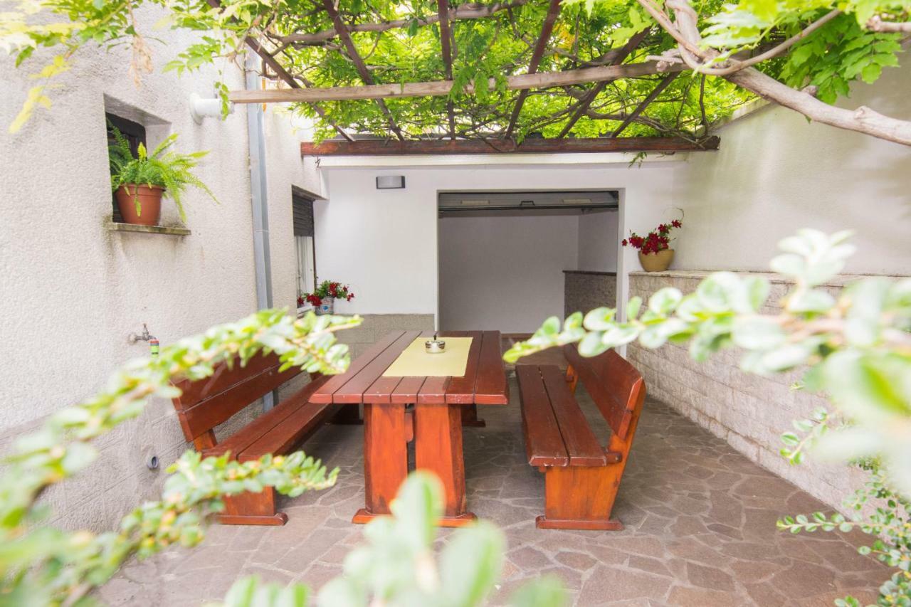 Apartment Vida - Amazing Place With Garden And Terrace Rijeka Eksteriør billede